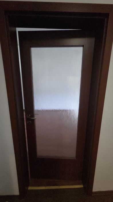 Vand 6 usi interior Brasov