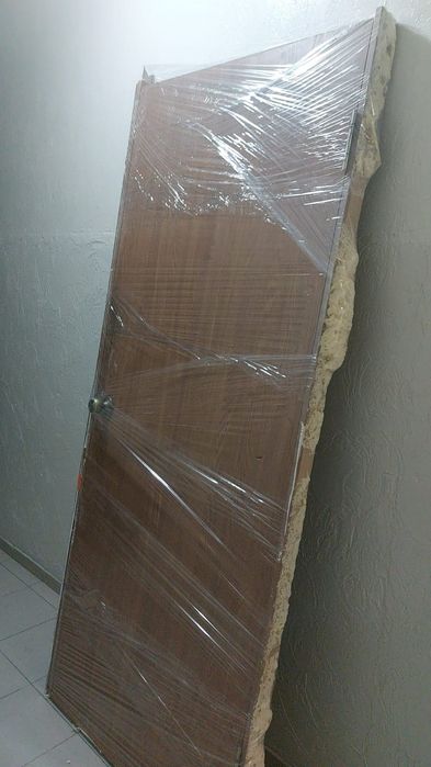 Продам деревянные двери