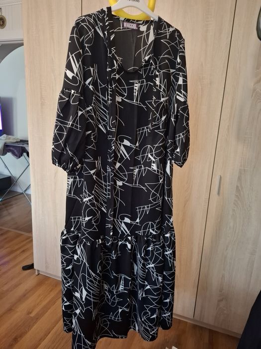 Платье  красивое