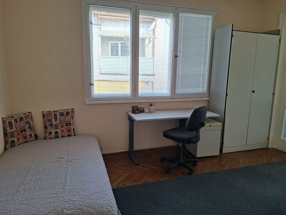 Дава се под наем Тристаен апартамент в Русе, Център - 97 кв.м за 390 € - Снимка #5