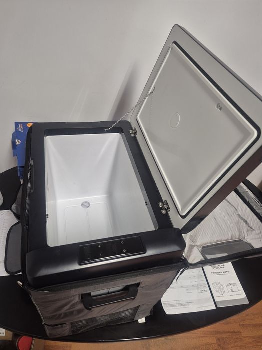 Frigider auto cu compresor Denise Network 50 l