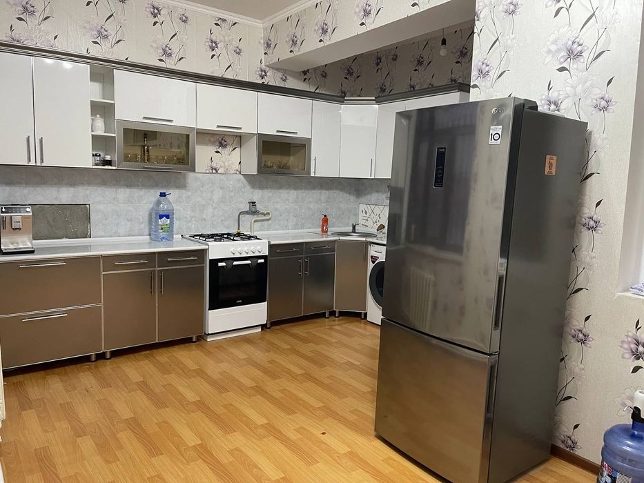 Квартира 69кв.м 2 ком.Поворот Гулис./69 kv.m. 2 xon.kvartira sotila