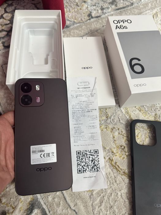 OPPO A6s память 8/256 гб.