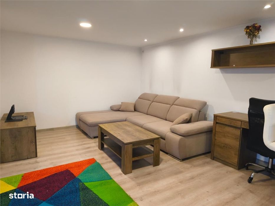 Casa pe un nivel 100 mp curte 750 mp Garaj