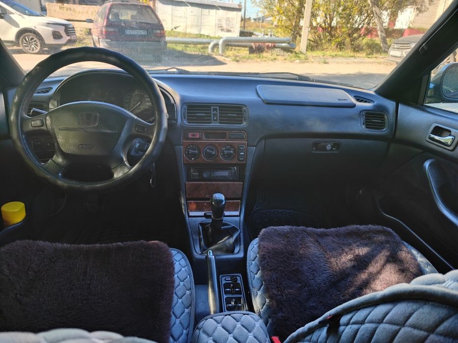 Honda accord 6. 1998г. 1.8