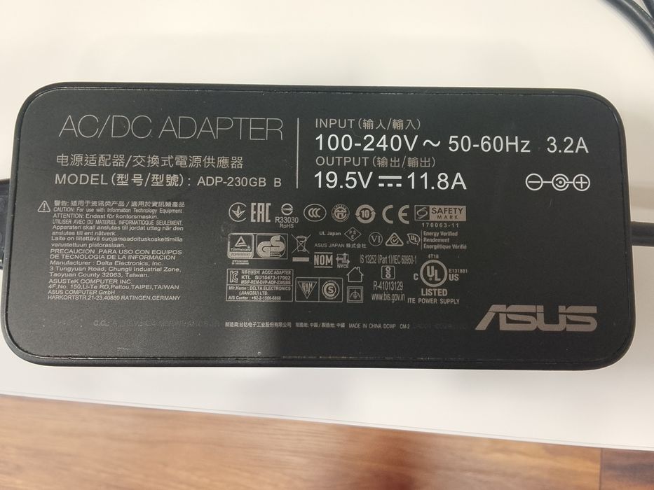 Ноутбук asus Zenbook 2022