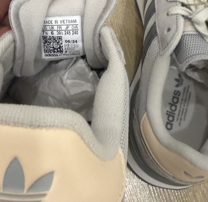 Кроссовки Adidas original