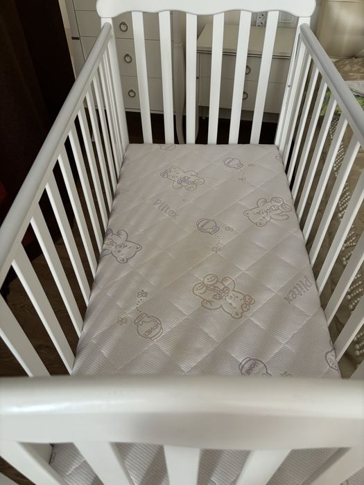 Продам детский манеж/кроватка с матрацем