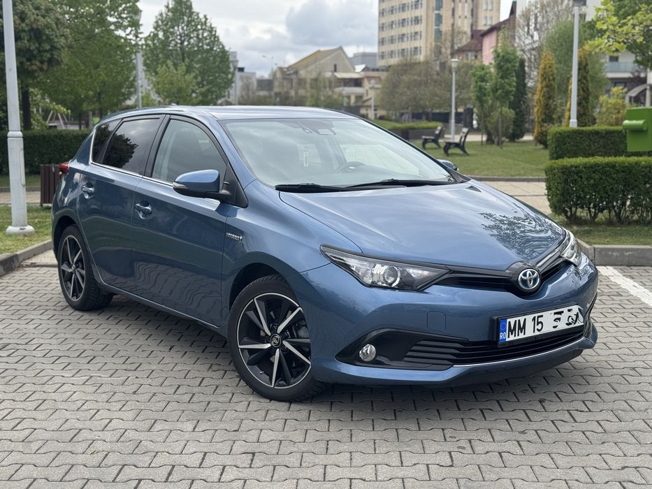 Toyota auris 2019 1.8 hybrid benzina inmatriculata recent