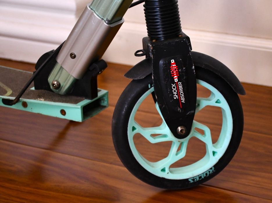 Продается самокат Roces, 175 mm