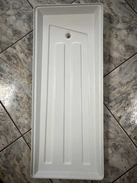 ПВЦ Кондензна вана за климатик 330/800 мм със стойка за монтаж