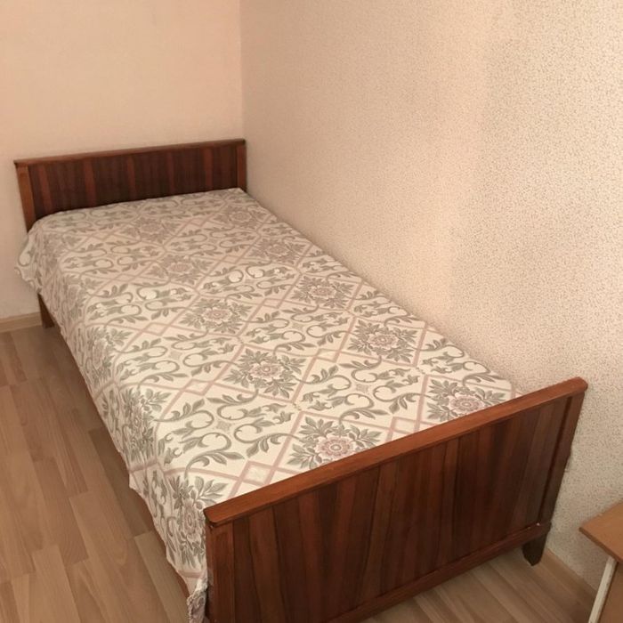 Продам кровать б/у