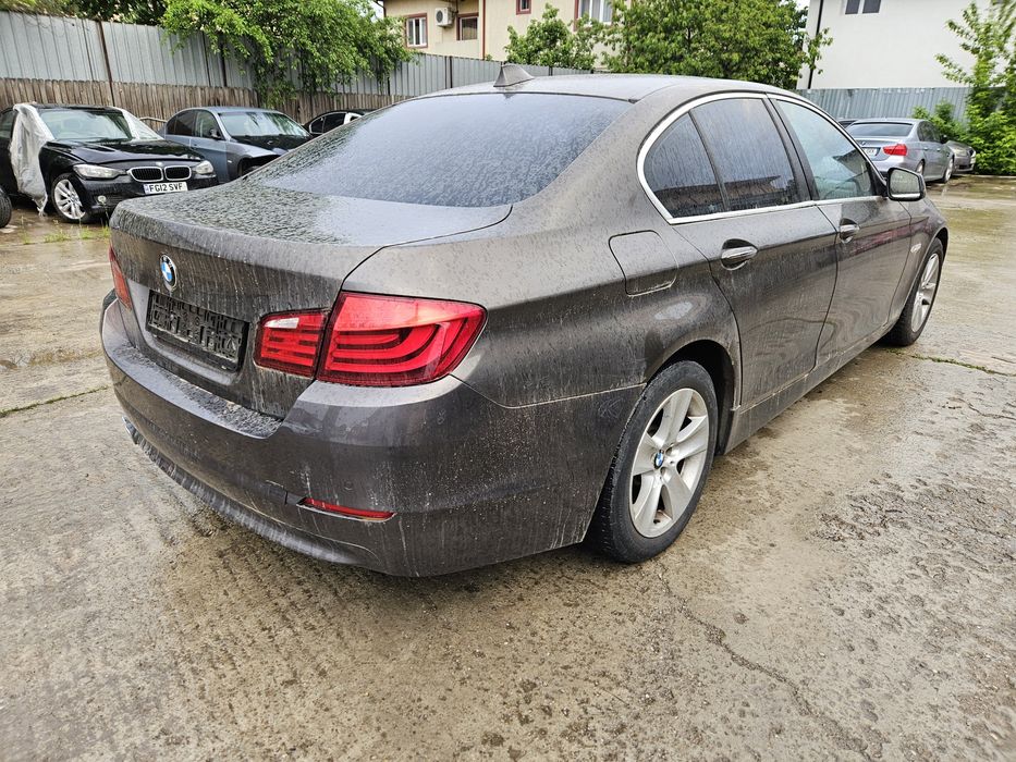 Piese auto BMW f10 530xd non-lci volan stanga