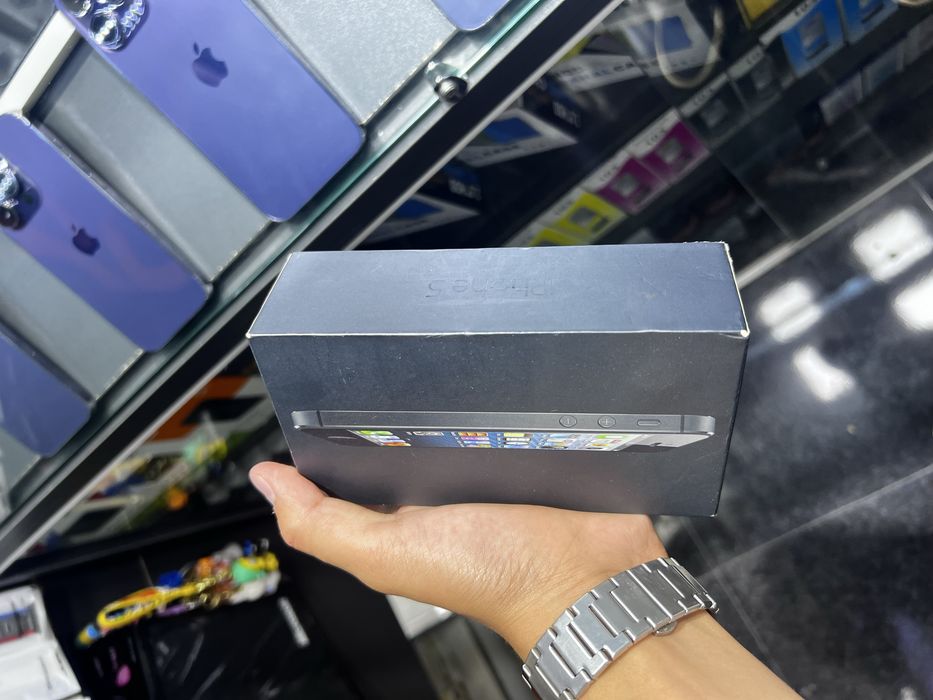Apple iPhone 5 16 GB Black