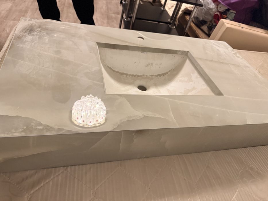 Раковина новая срочно продам