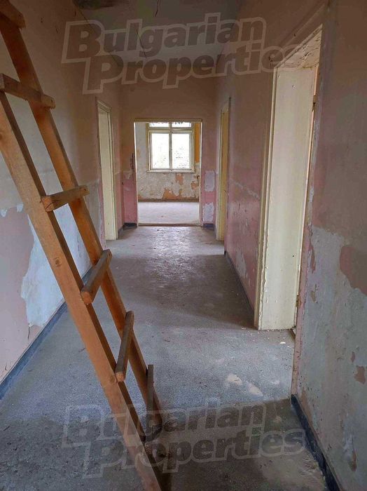 Продава се Къща в с. Сини вир, Област Шумен - 450 кв.м за 178 €/кв.м - Снимка #7