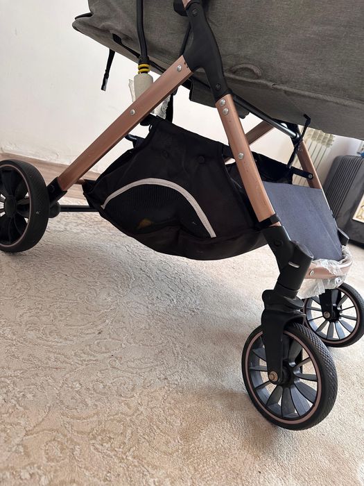 Манеж коляска массажный кресло