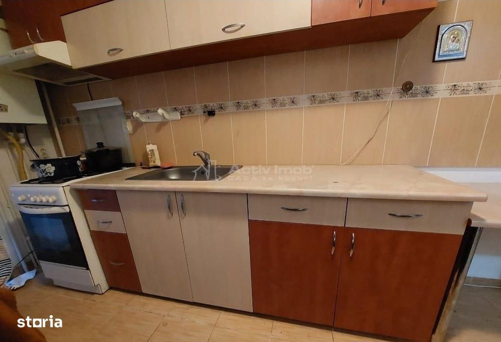 Garsoniera, decomandata, 31 mp, etaj 2 , Marghiloman -AutoValmi