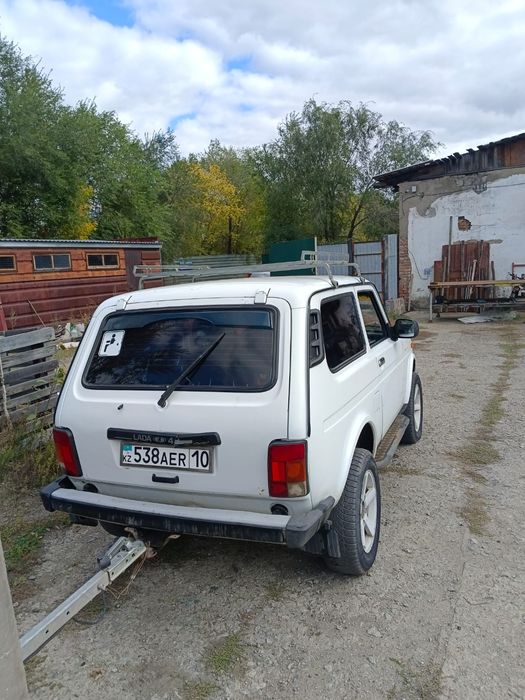 Продам Ниву 2013 года.