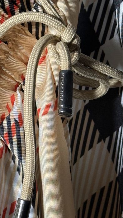 Compleu Burberry satin