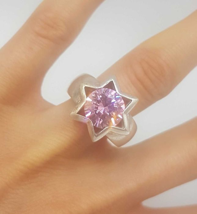 Superb inel vintage din argint si cristal roz