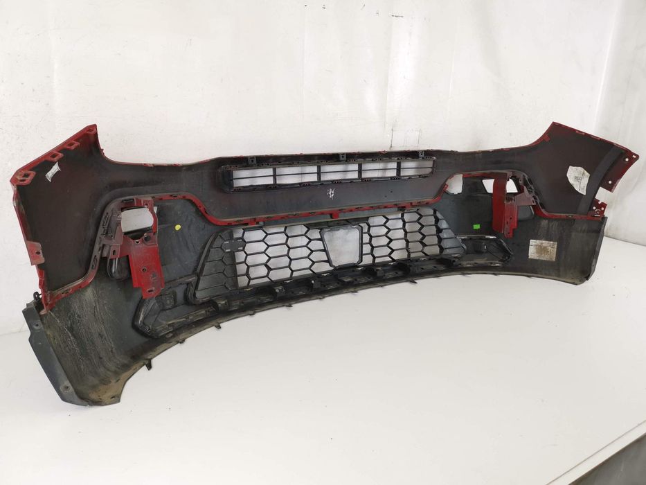 Предна броня с предна престилка и долна решетка Джип Авенджър / Jeep A