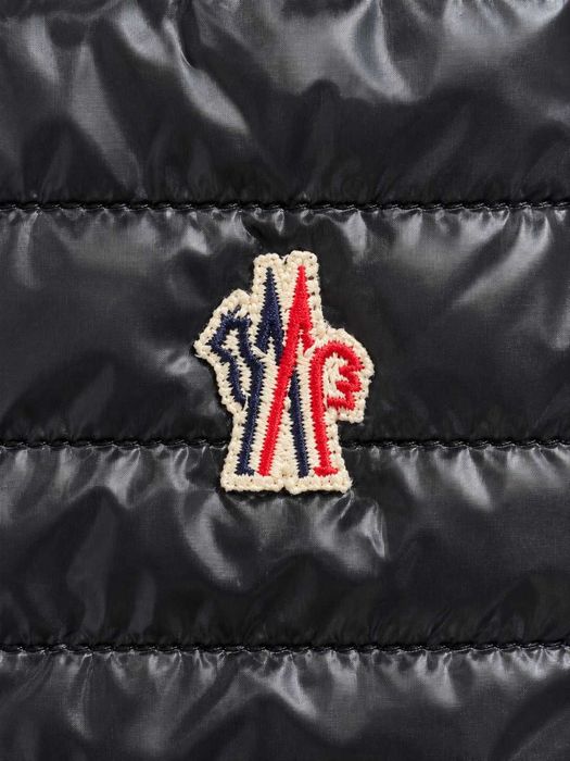 Săculeț / husă Moncler puffer negru, matlasat, logo brodat