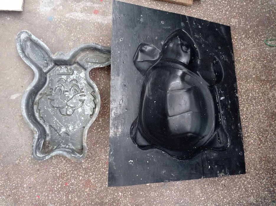 Oferta 2 matrite pentru decoratiuni gradina