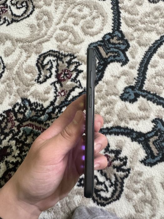 телефон POCO X4 GT