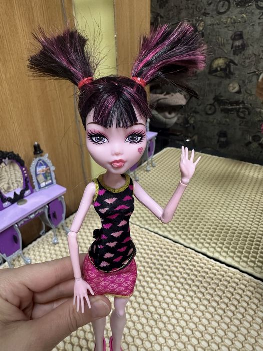 Продам куклу монстр хай!