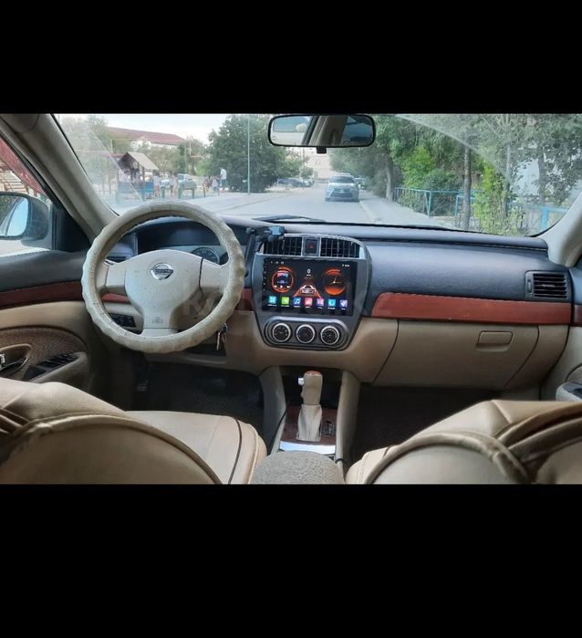 Nissan bluebird g11