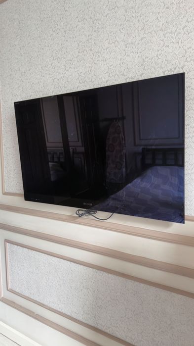 Телевизор Sony BRAVIA Monolit