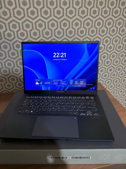 Asus zenbook 14 OLED
