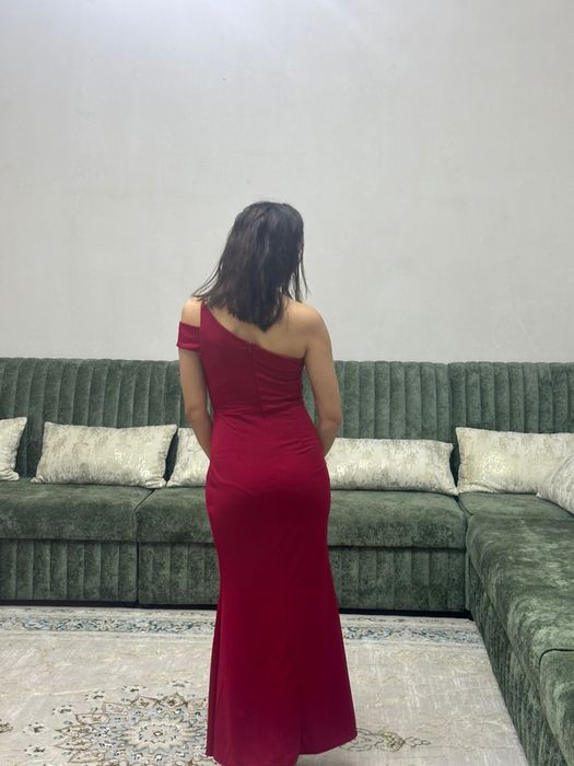 Вечернии  платья.