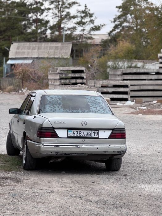 Продам Мерседес Бенс 124