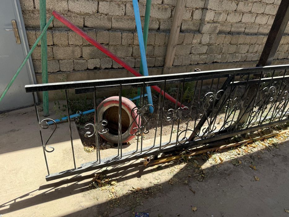 перила лестницага продается