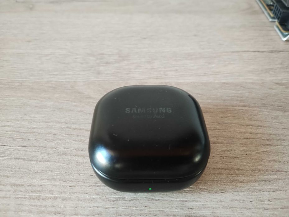 Samsung Galaxy Buds Pro SM-R190 зарядна кутия части