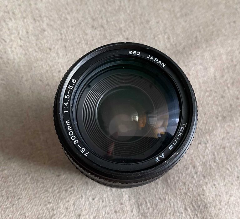Tokina AF 75 300mm f 4.5 5.6 obiectiv zoom Minolta A compatibil Sony A