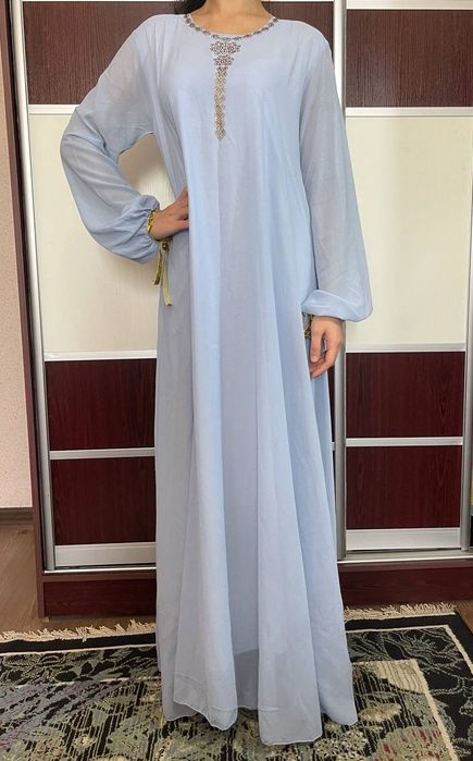 Продам платье абая