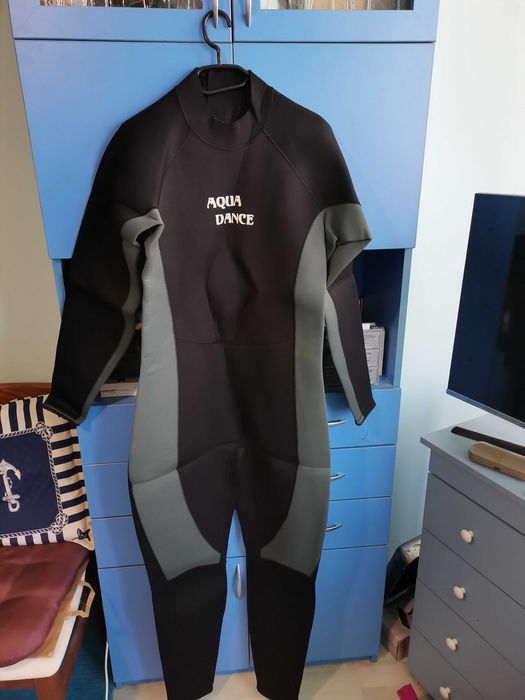 Неопрен цял Aqua Dance неизползван.