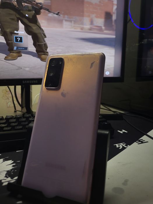 Samsung S20 FE Продам