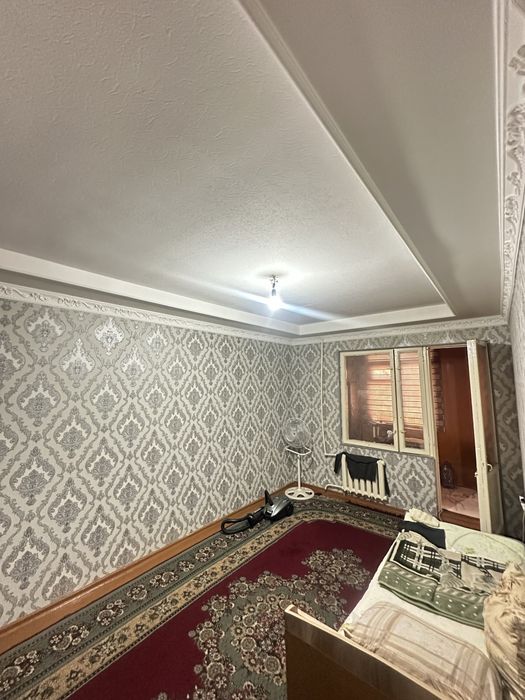 1 etaj 2 ta xovli 4 xonali remnot yaxshi