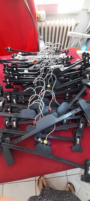 Umerașe plastic si lemn