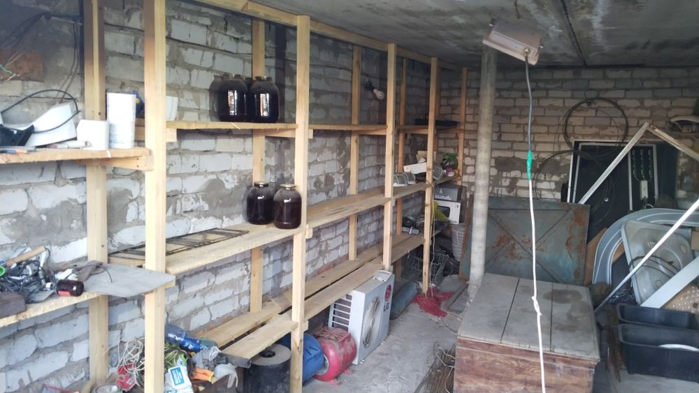 Срочно Продам гараж в кооперативе космос