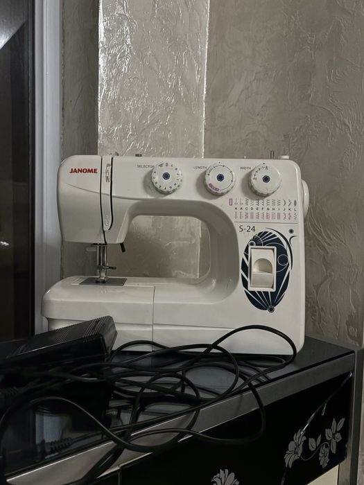 Швейная машина