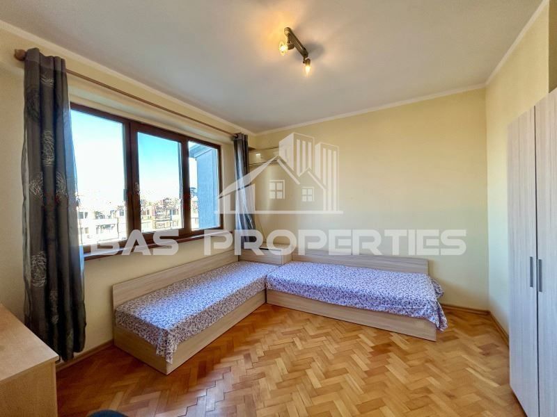 3-стаен в София-Бъкстон площ 86