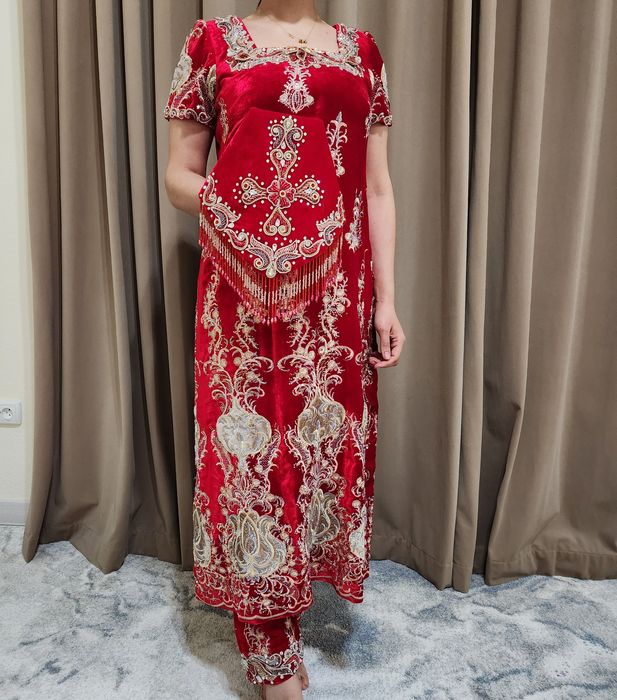 Yangi kiyilmagan òzbekcha koylak