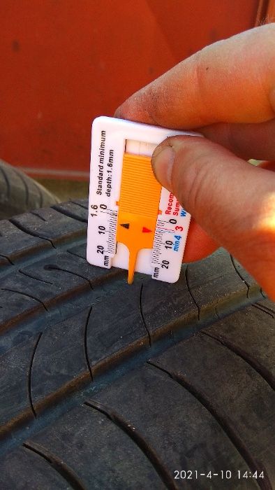 гуми Michelin 205/60 16R - 4 бр.