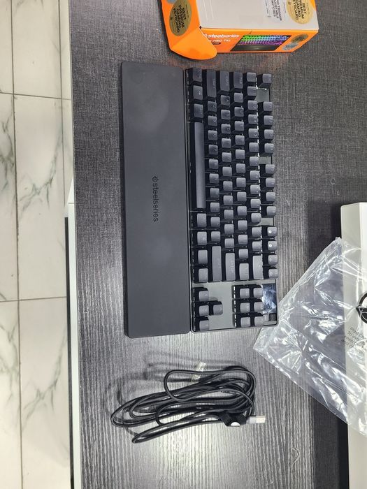 Steelseries Apex Pro TKL gen3