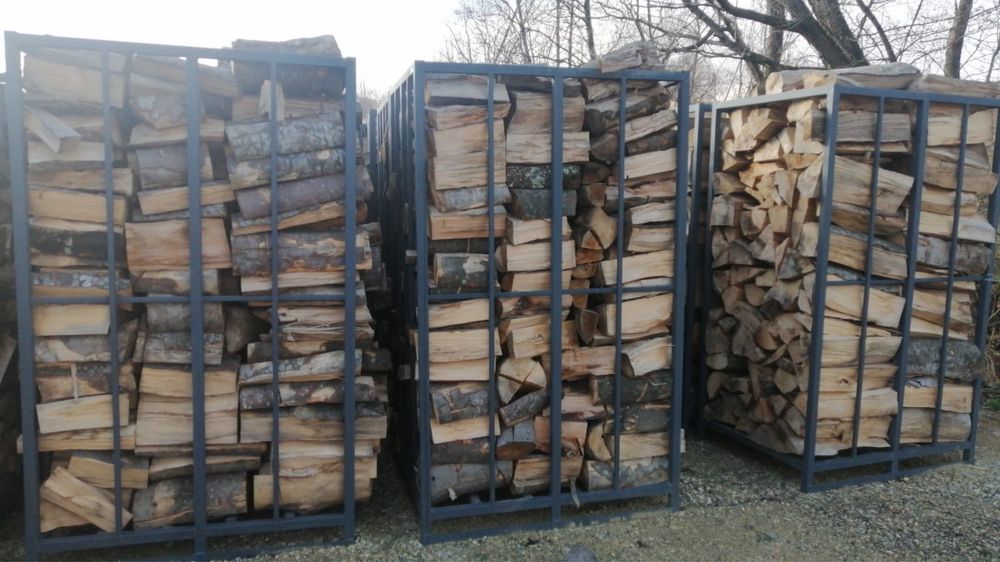 Boxpaleti metalici ieftini depozitare manipulare marfa lemn textile